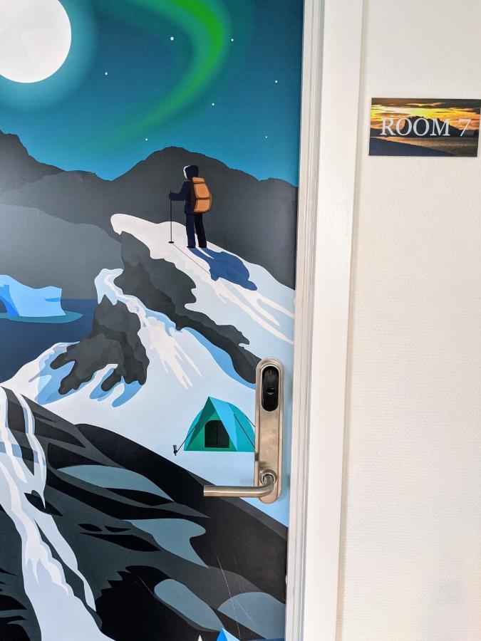 Kulukis Downtown Hostel Nuuk Exterior foto